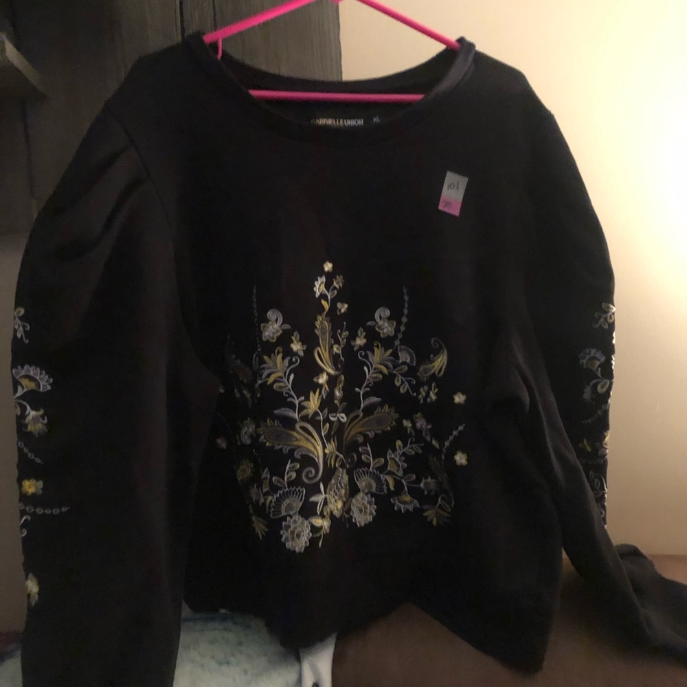 Sweatshirt